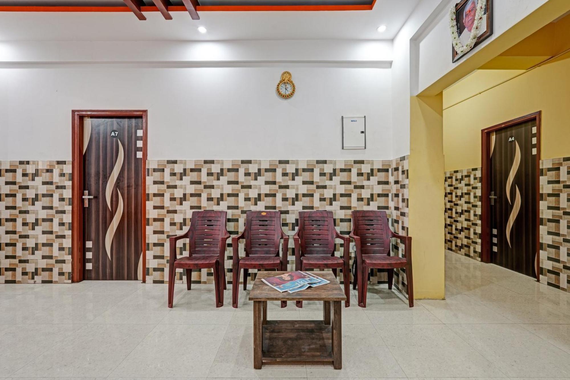 Spot On Anugraha Residency Hotel Kumbalgod Luaran gambar