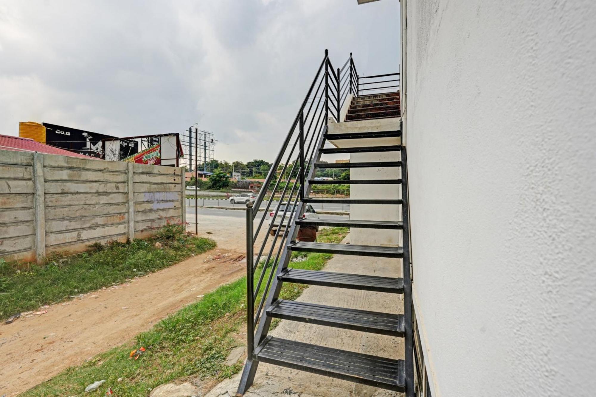 Spot On Anugraha Residency Hotel Kumbalgod Luaran gambar