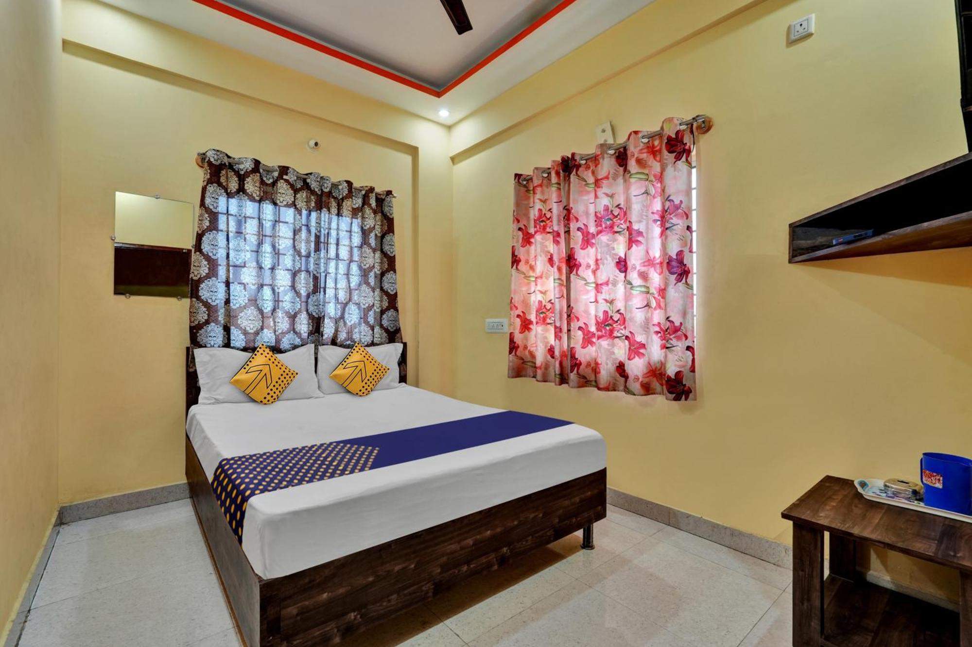 Spot On Anugraha Residency Hotel Kumbalgod Luaran gambar