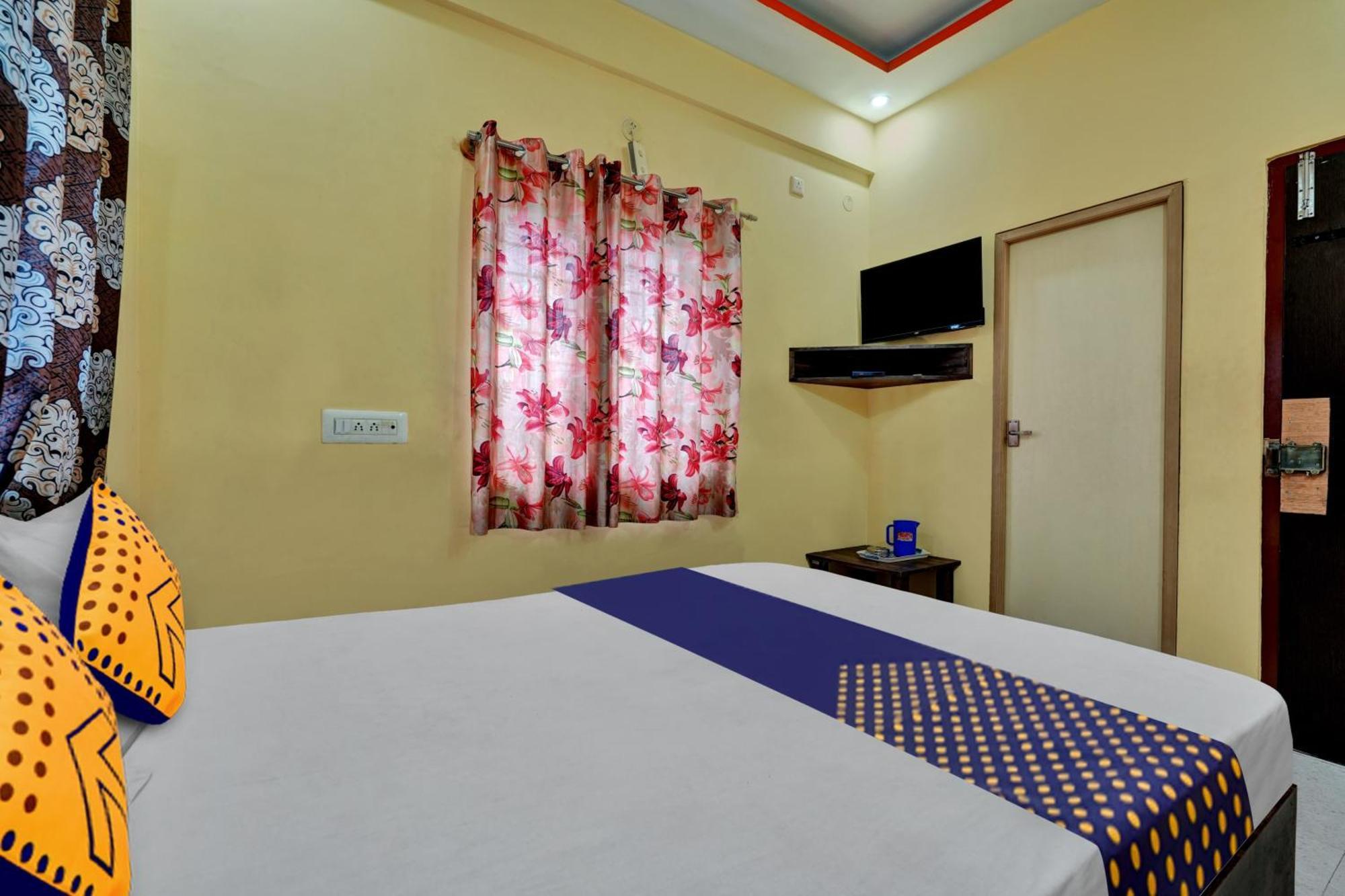 Spot On Anugraha Residency Hotel Kumbalgod Luaran gambar